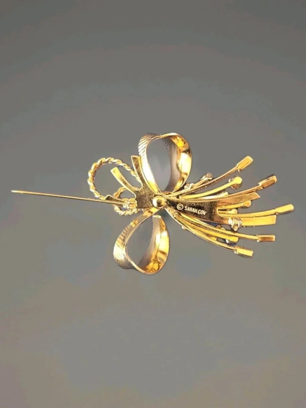 Vtg 1960's Sarah Coventry Signed Bow Brooch Pin Vogue Rhinestone Gold Tone MCM - Picture 8 of 14